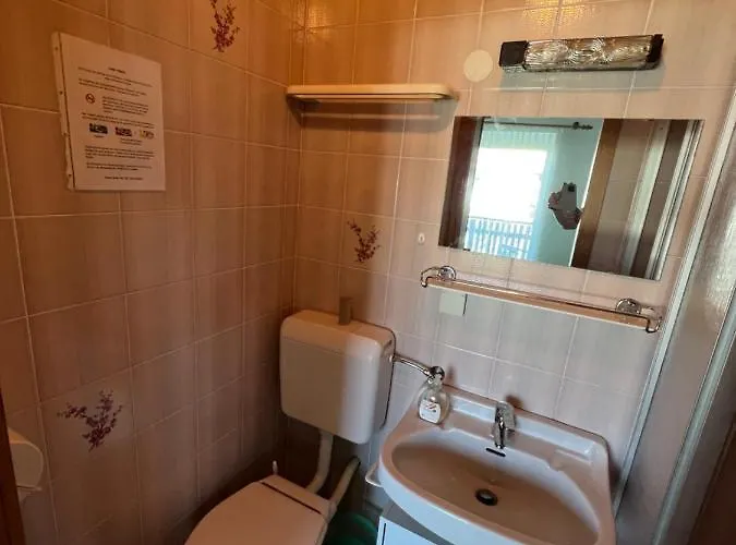 Nocleg ze śniadaniem Fruehstueckspension Fini Unterburg am Klopeiner See