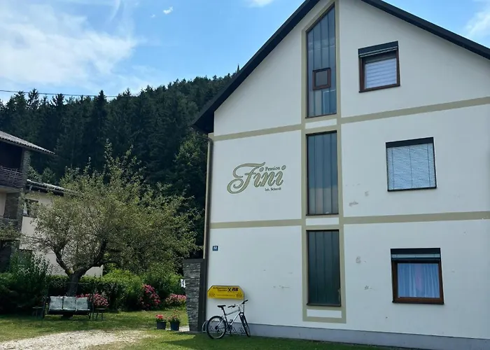 Fruehstueckspension Fini Nocleg ze śniadaniem 3*