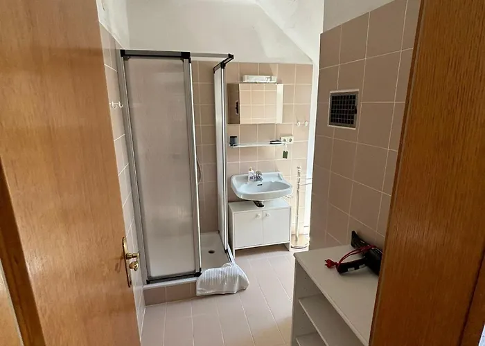 Fruehstueckspension Fini Nocleg ze śniadaniem Unterburg am Klopeiner See