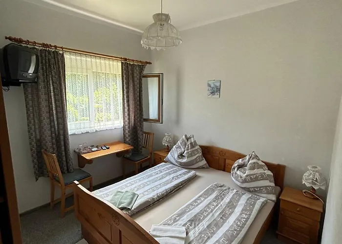 Fruehstueckspension Fini Unterburg am Klopeiner See